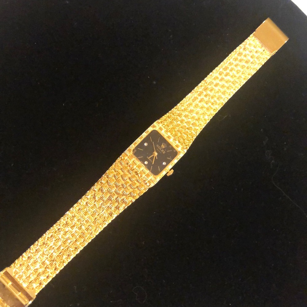 Gold Mesh Strap Watch
